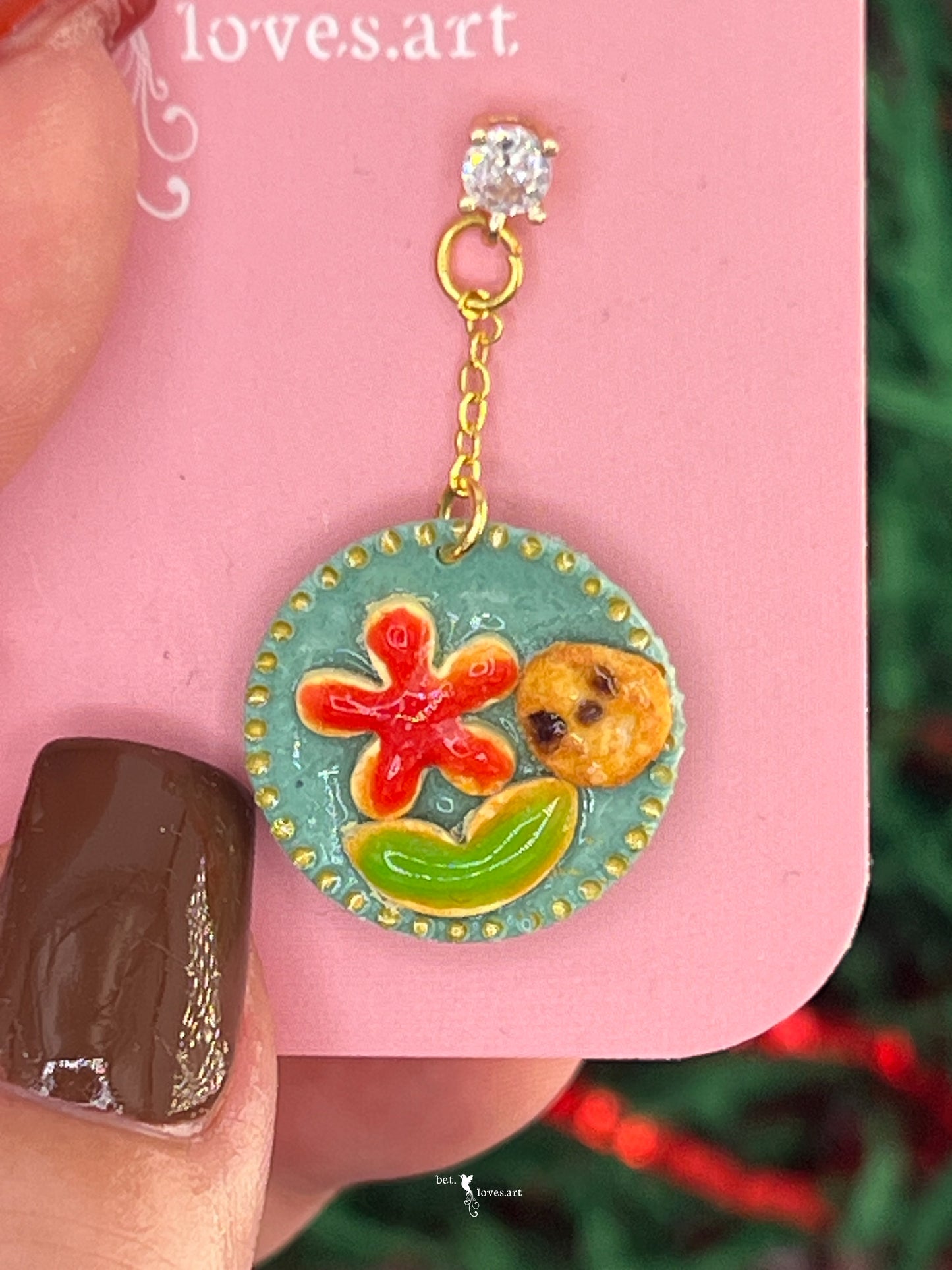 068 - Milk & cookies for Santa earrings