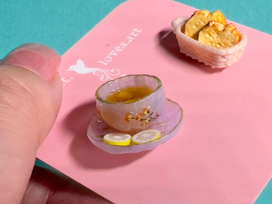 011 - Mini light purple teacup and buttered toasts in basket