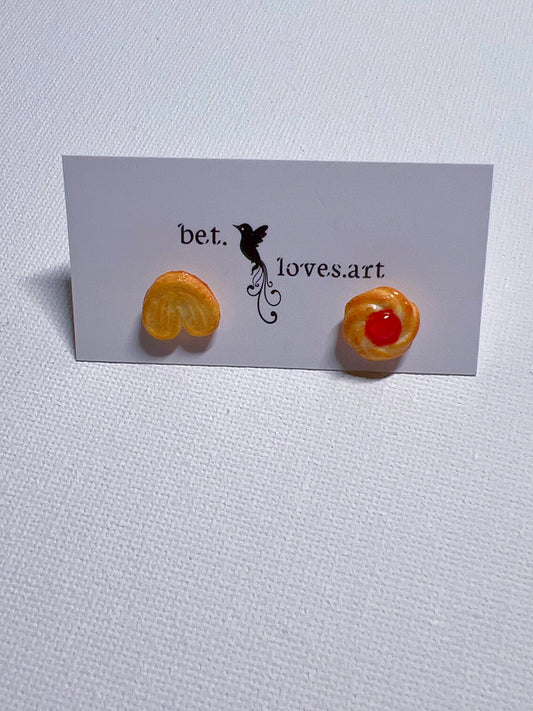 038 - Mini palmier and strawberry jam cookie stud earrings