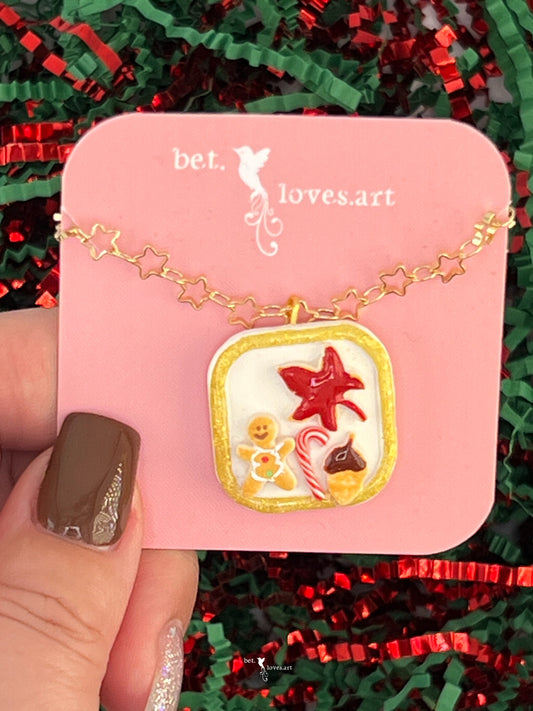 080 - Gingerbread biscuit necklace