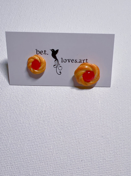 035 - Mini strawberry jam cookie stud earrings