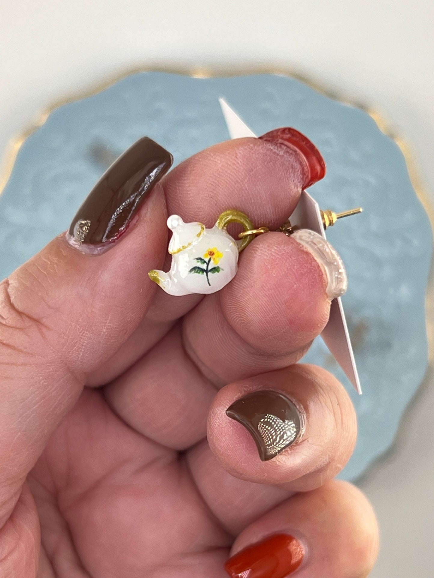 089 - Itsy bitsy teapot & eclair earrings